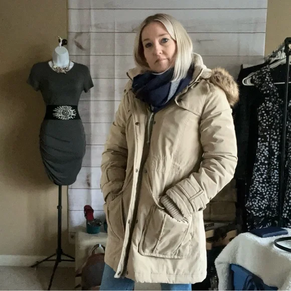 DKNY Beige Light Brown Parka Winter Coat - Picture 16 of 16